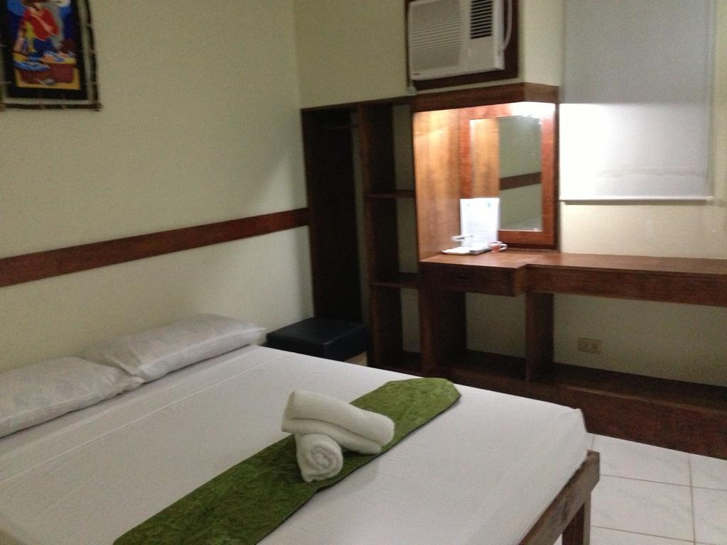 Qm Pension House Tagbilaran Eksteriør billede
