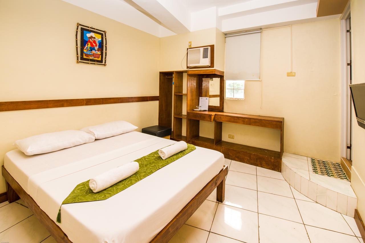 Qm Pension House Tagbilaran Eksteriør billede